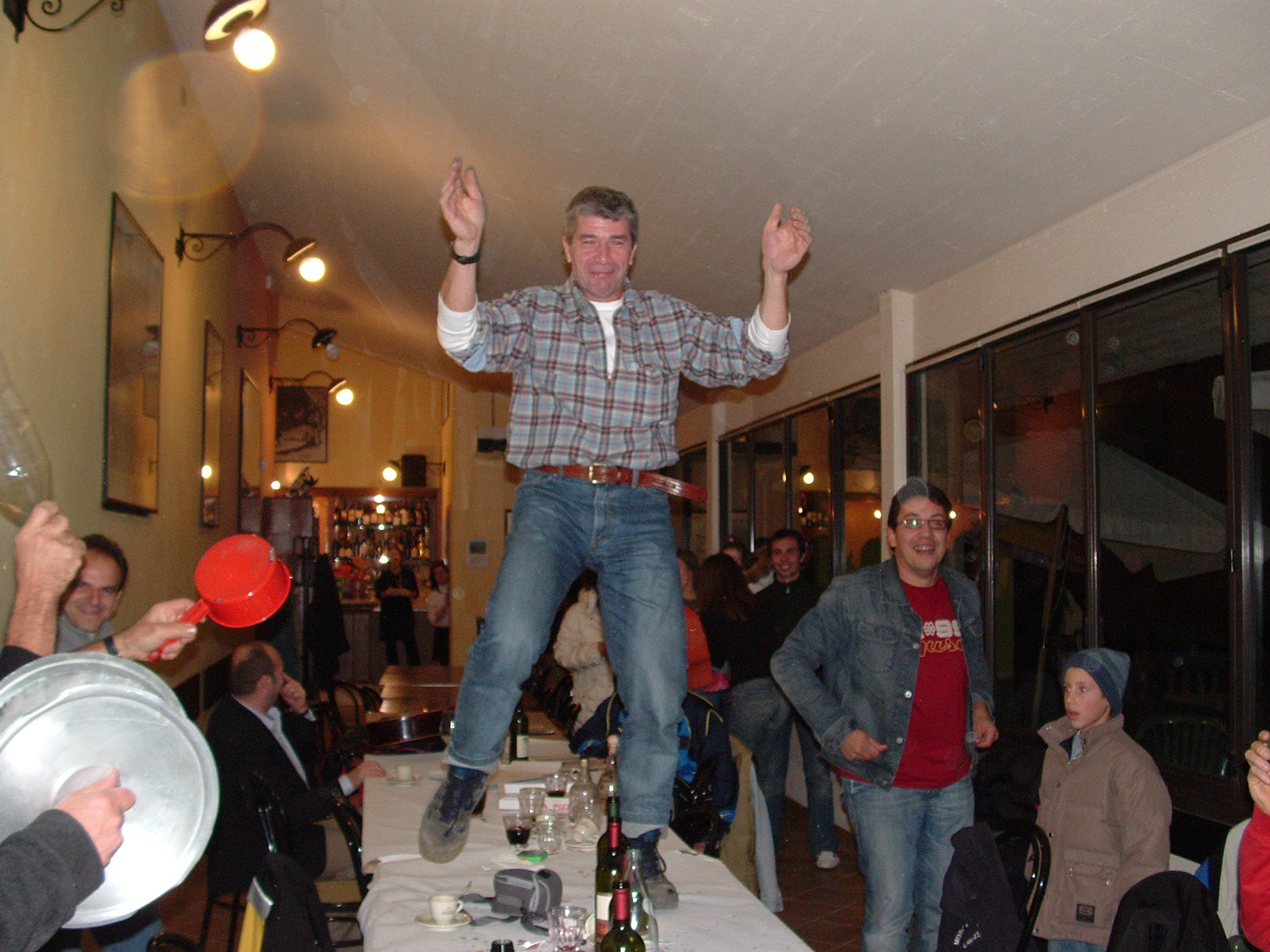 2004_1120_224312AA